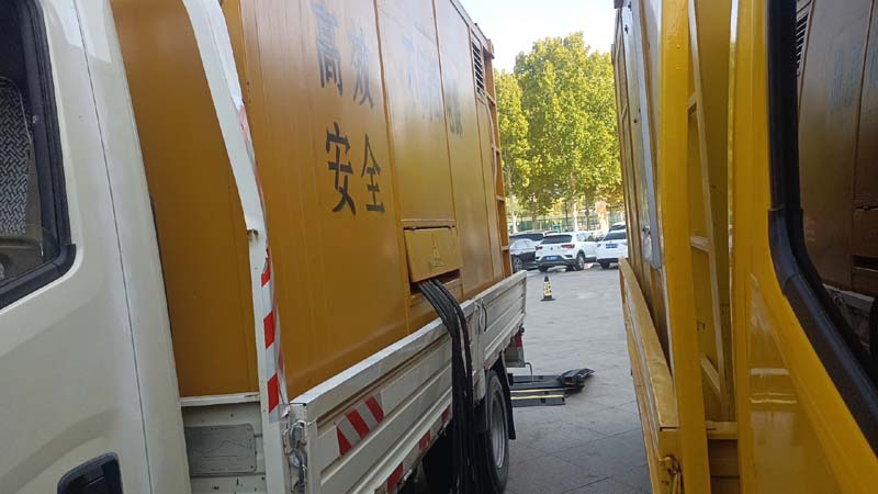 禹王台如何判断柴油发电机组和UPS电源的切换时间是否符合要求？